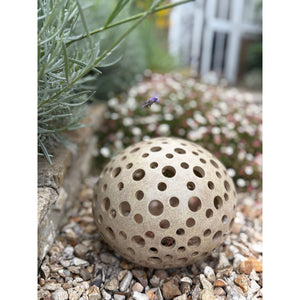 SOLAR GARDEN LIGHT