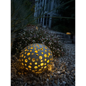 SOLAR GARDEN LIGHT