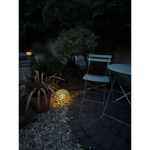 GARDEN LIGHT